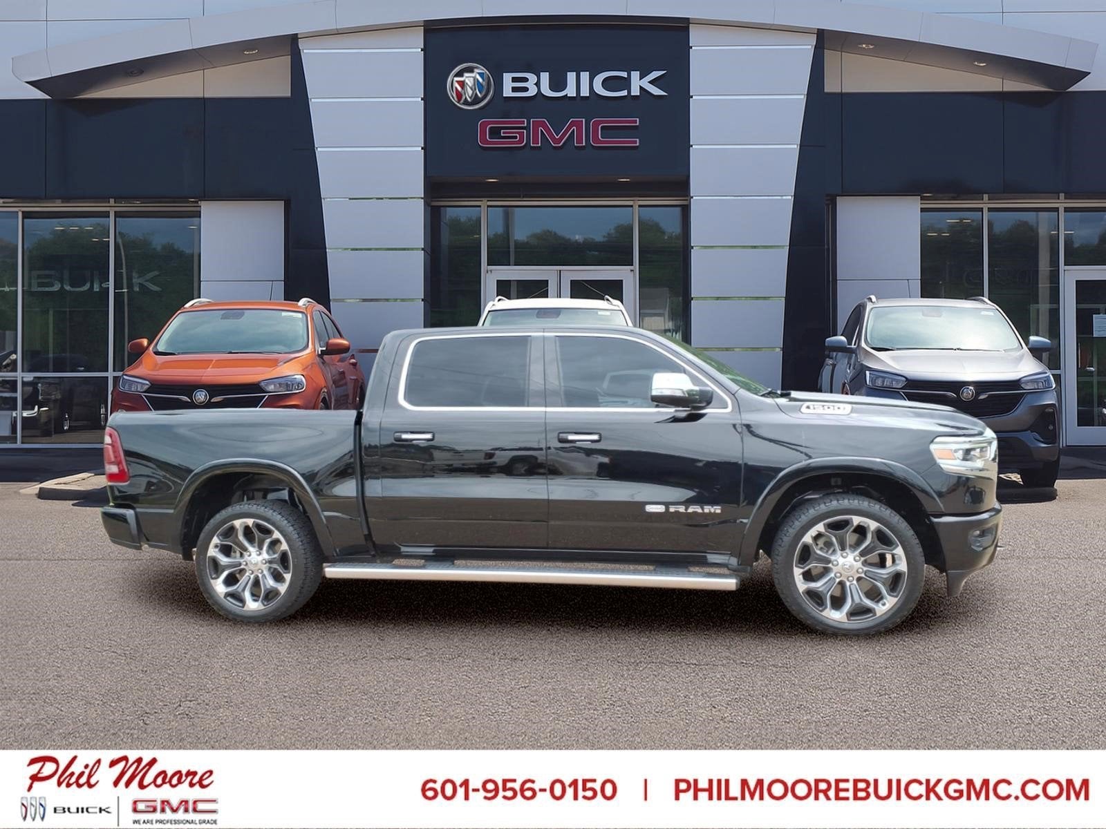 2022 RAM 1500 Limited Longhorn Crew Cab 4x4 5'7" Box