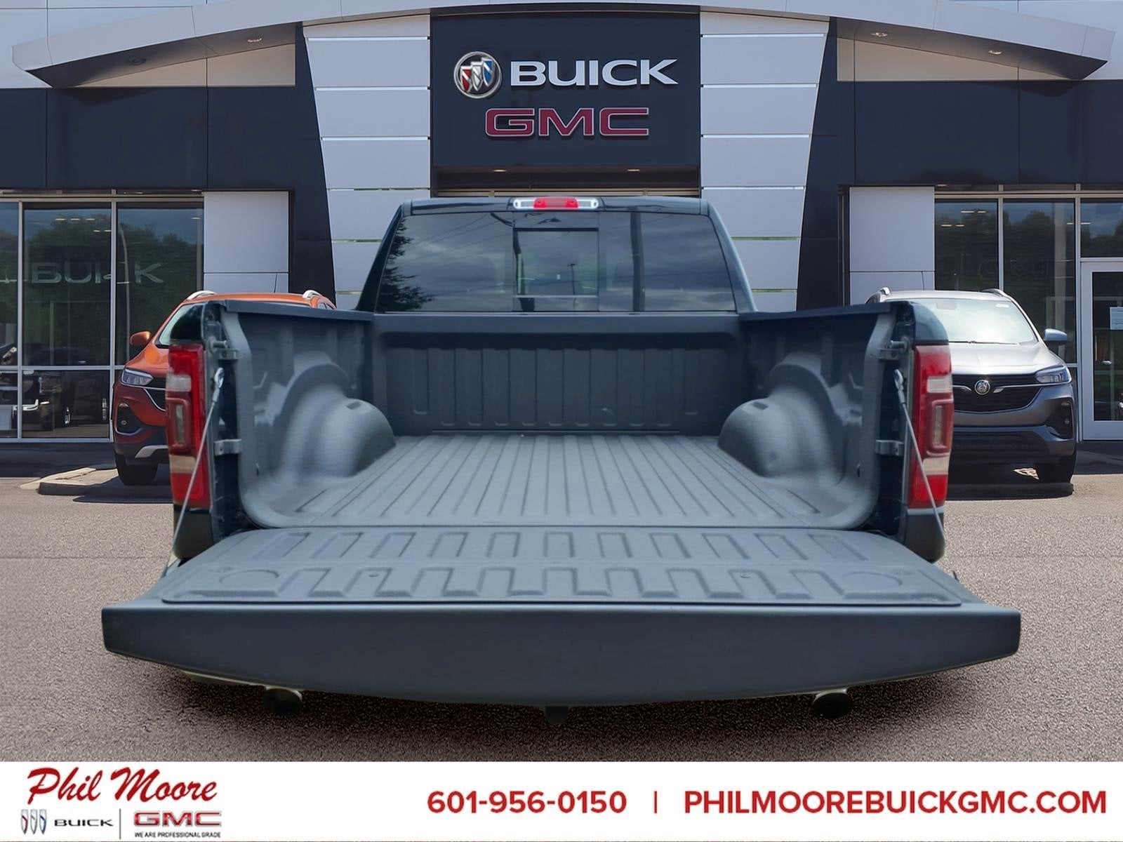 2022 RAM 1500 Limited Longhorn Crew Cab 4x4 5'7" Box