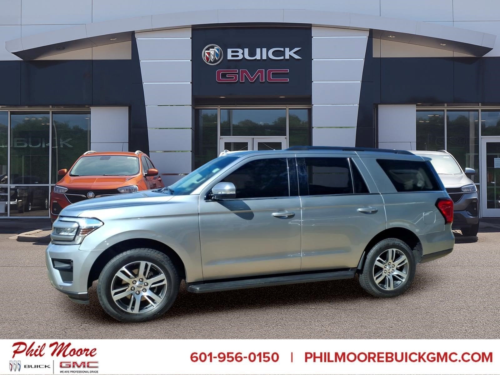2024 Ford Expedition XLT