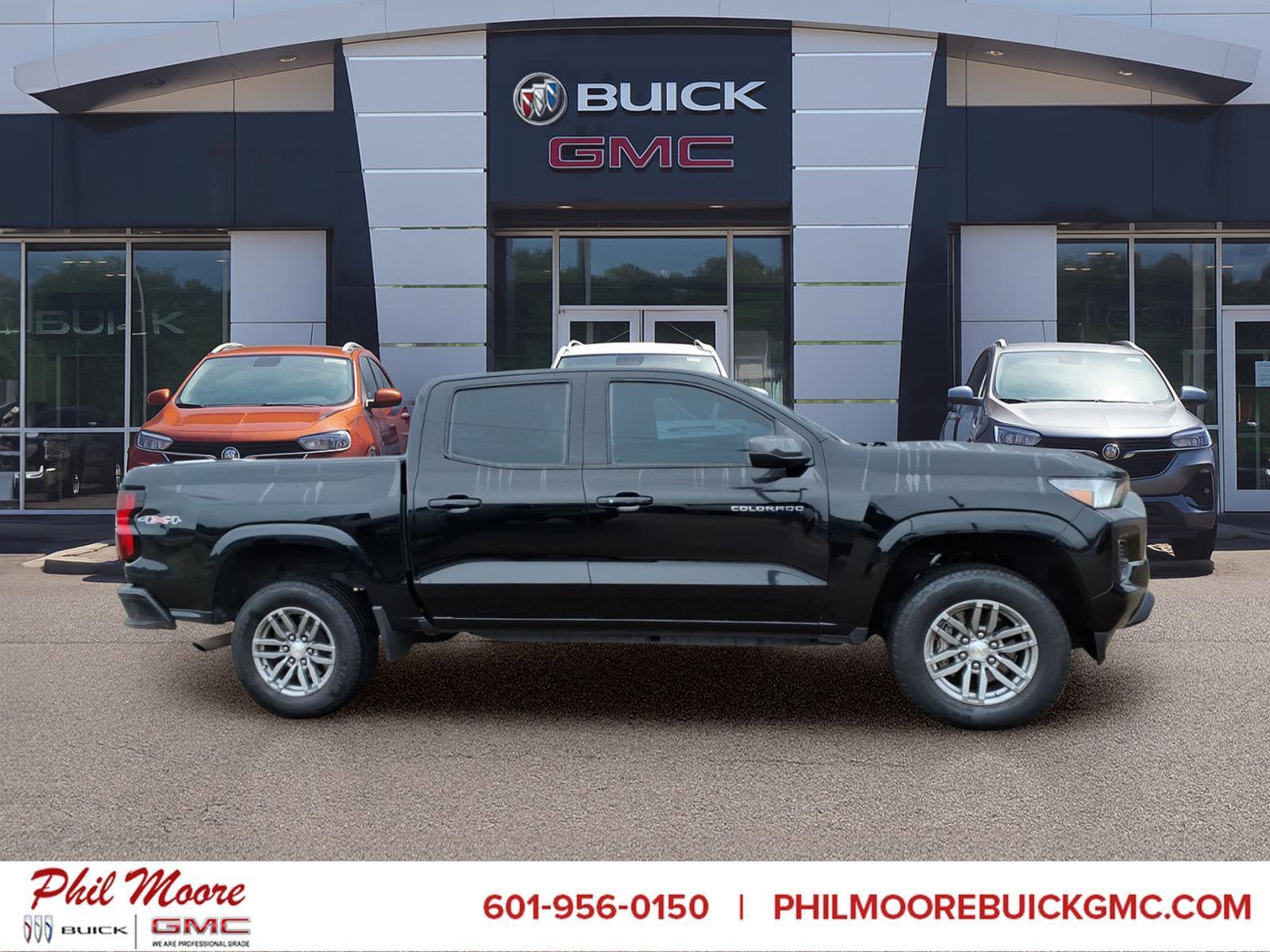 2023 Chevrolet Colorado LT