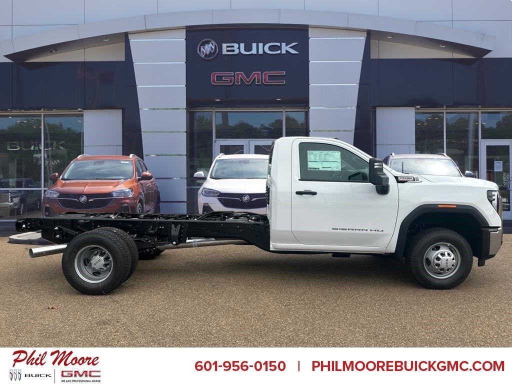 2025 GMC Sierra 3500 HD Chassis Cab Pro