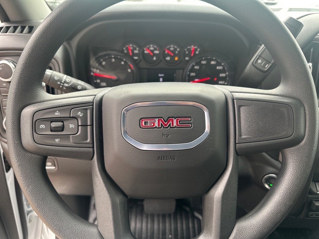 2025 GMC Sierra 3500 HD Chassis Cab Pro