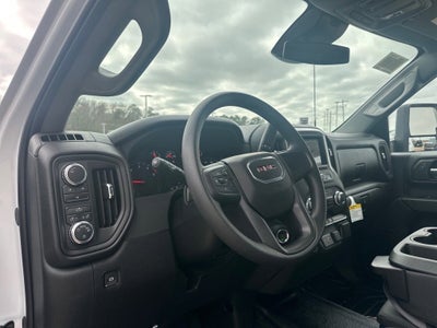 2025 GMC Sierra 3500 HD Chassis Cab Pro