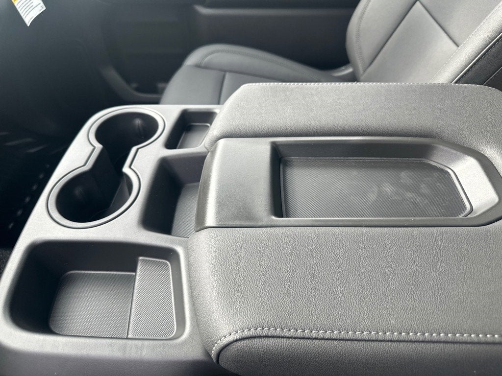 2025 GMC Sierra 3500 HD Chassis Cab Pro