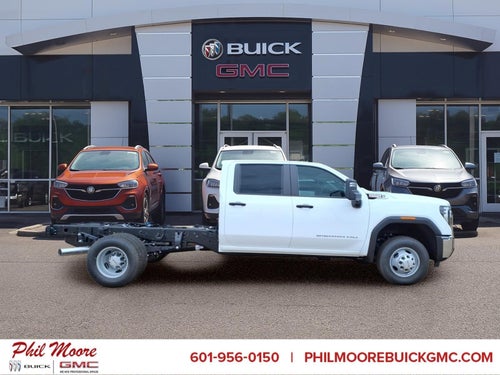 2026 GMC Sierra 3500 HD Chassis Cab Pro