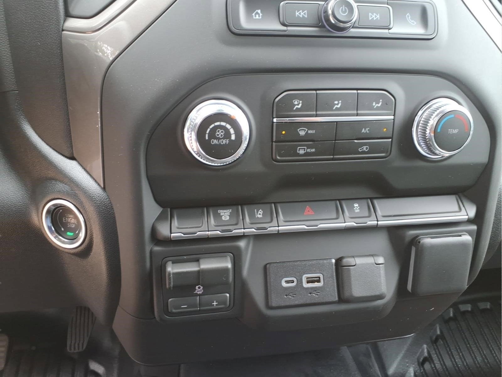 2026 GMC Sierra 3500 HD Chassis Cab Pro