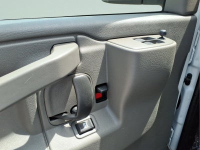 2026 GMC Savana Passenger LT