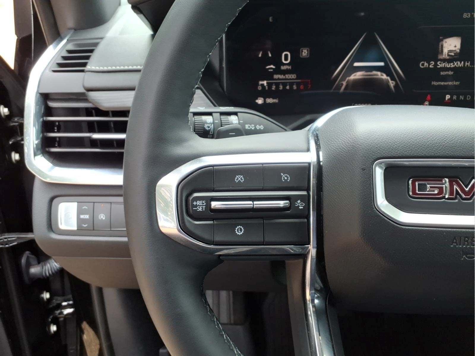 2024 GMC Acadia Elevation