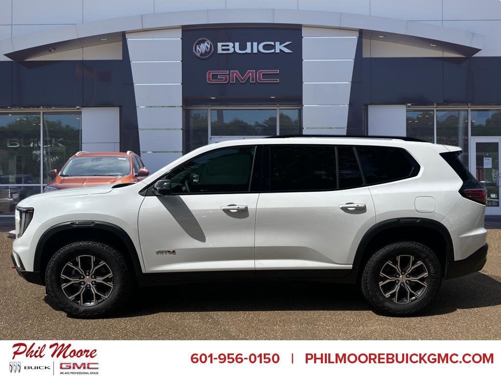 2025 GMC Acadia AT4