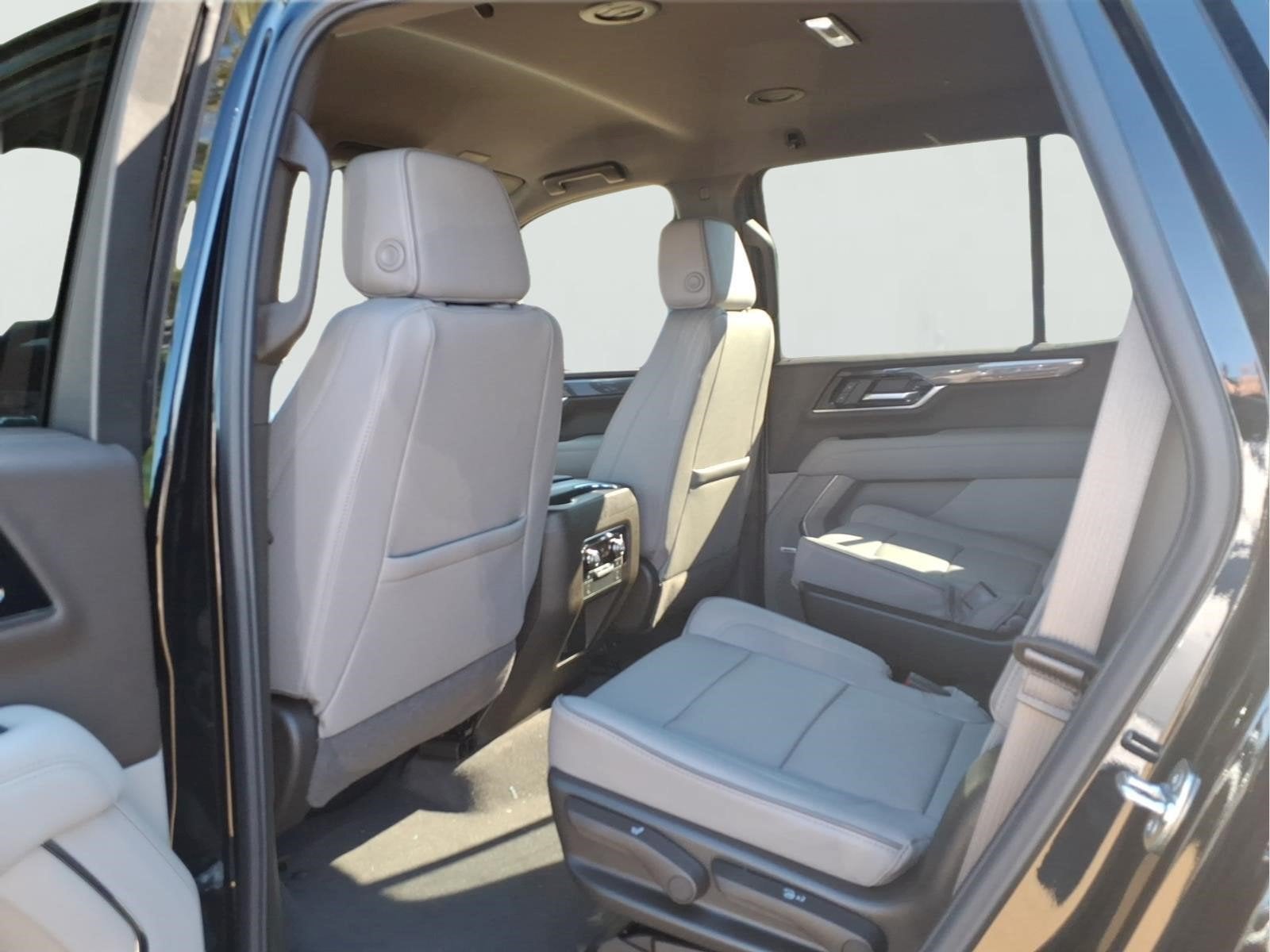 2027 GMC Yukon Elevation