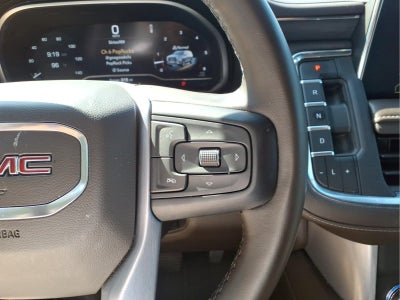 2023 GMC Yukon XL SLT