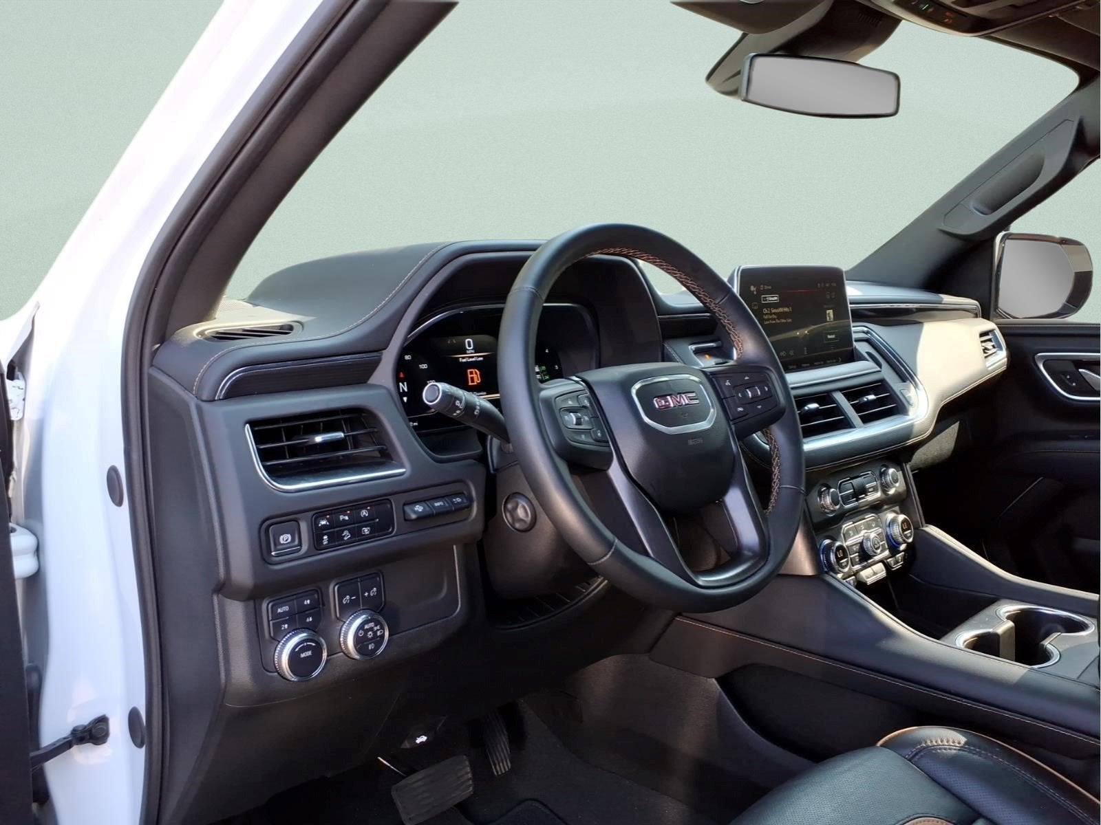2024 GMC Yukon AT4