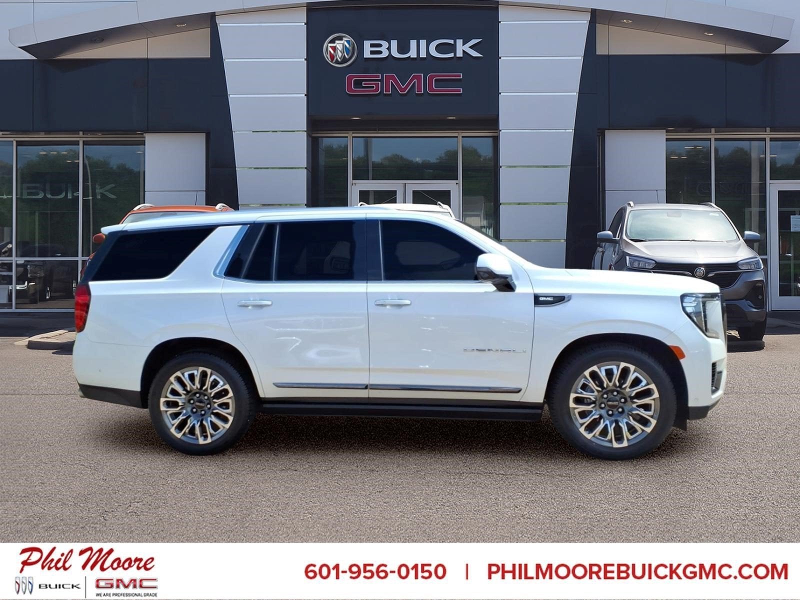 2024 GMC Yukon Denali Ultimate