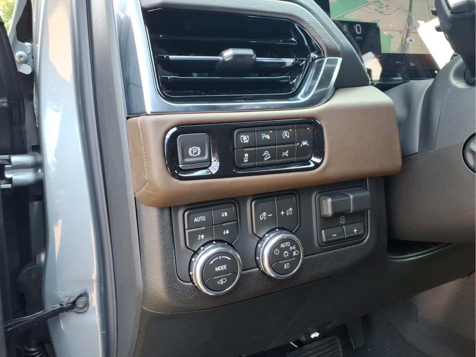 2027 GMC Yukon Denali Ultimate