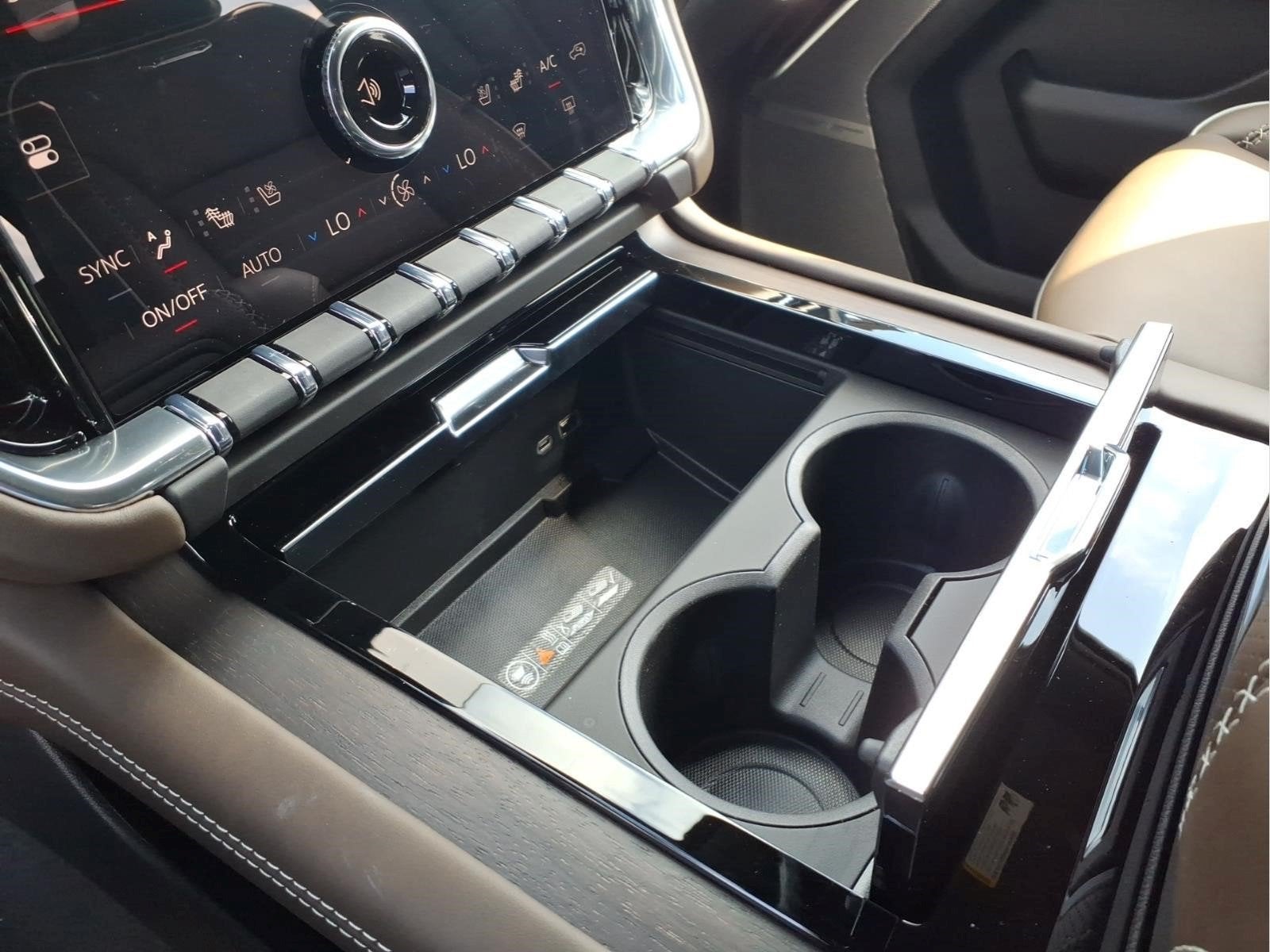 2027 GMC Yukon Denali Ultimate