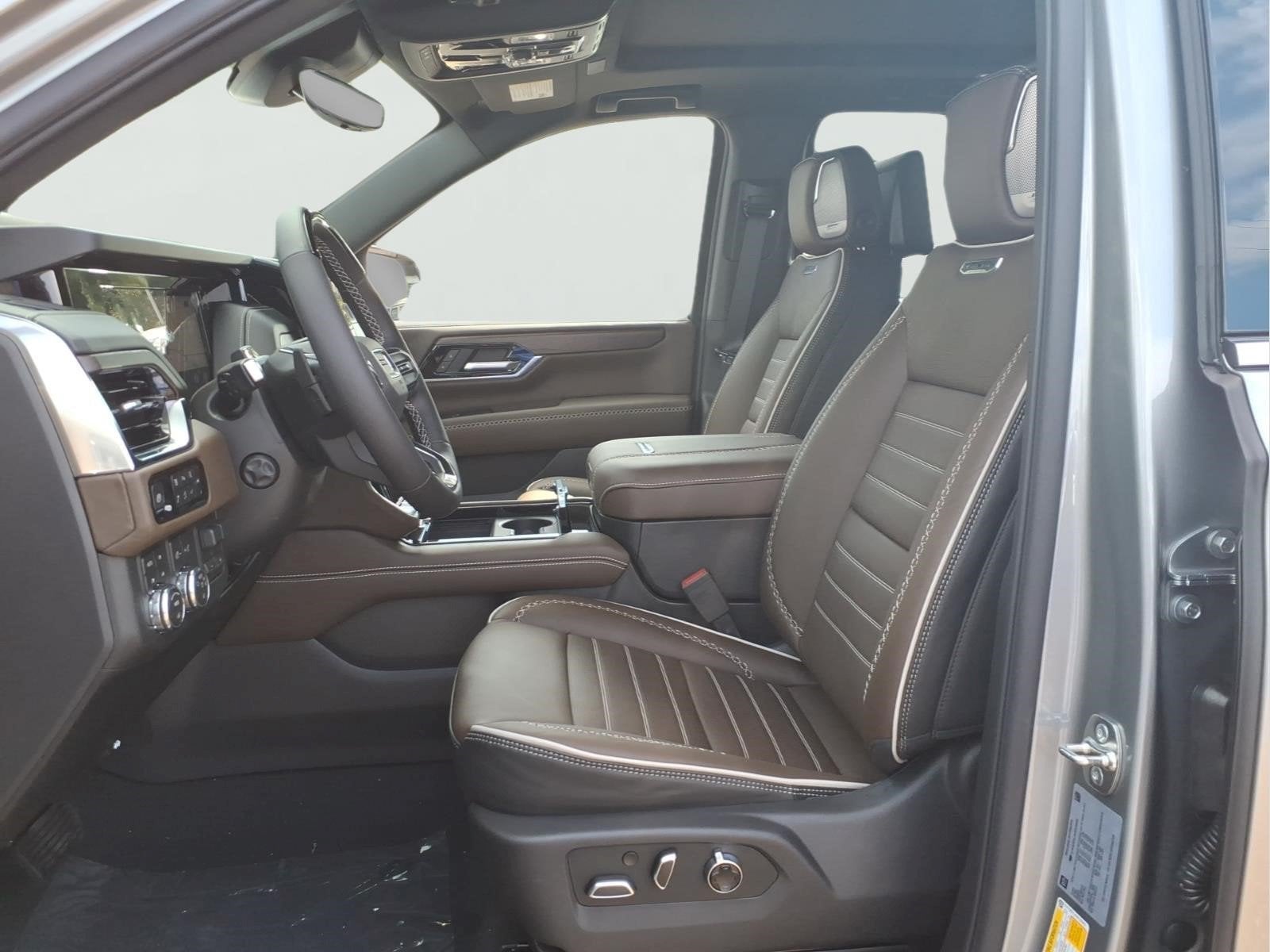 2027 GMC Yukon Denali Ultimate