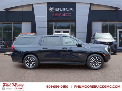 2023 GMC Yukon XL AT4