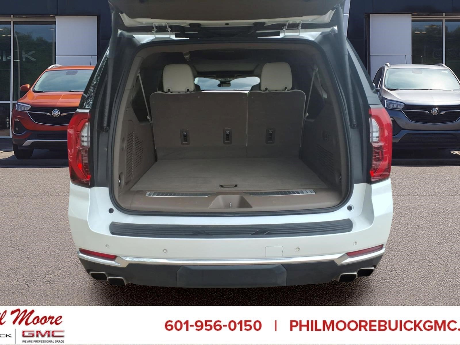 2025 GMC Yukon XL Denali