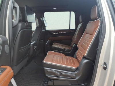 2023 GMC Yukon XL Denali Ultimate