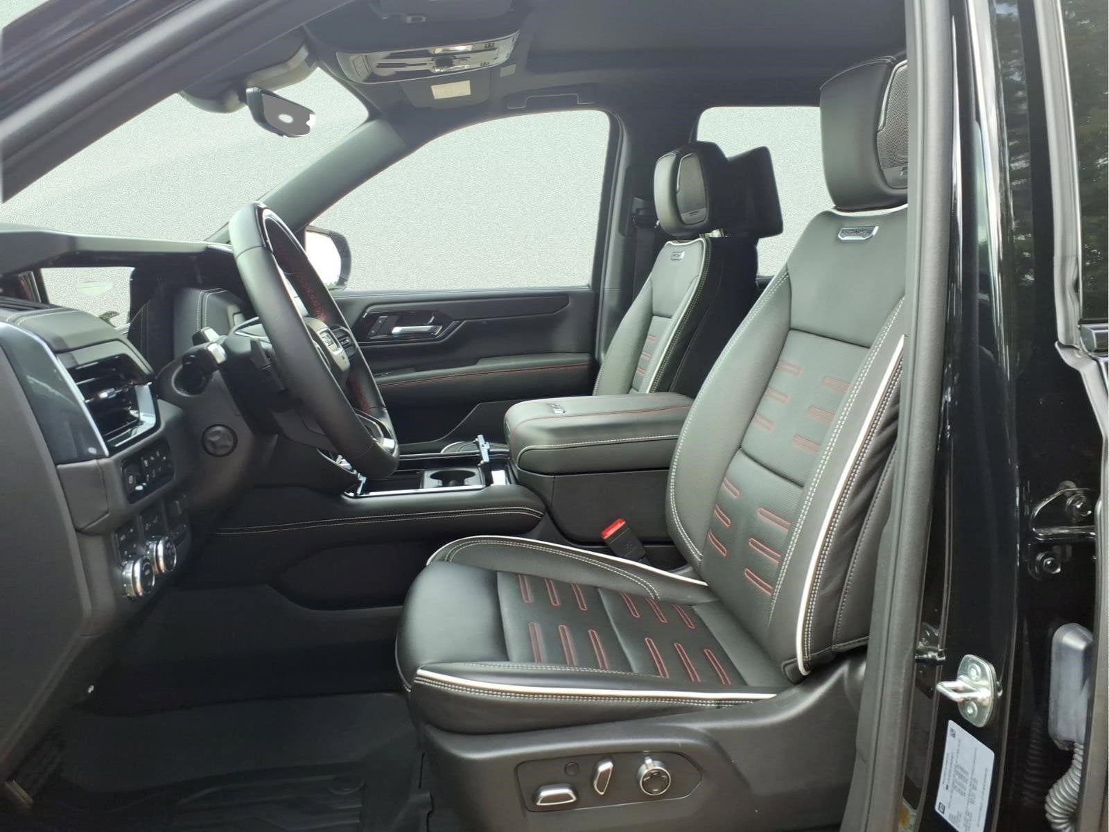 2025 GMC Yukon AT4 Ultimate