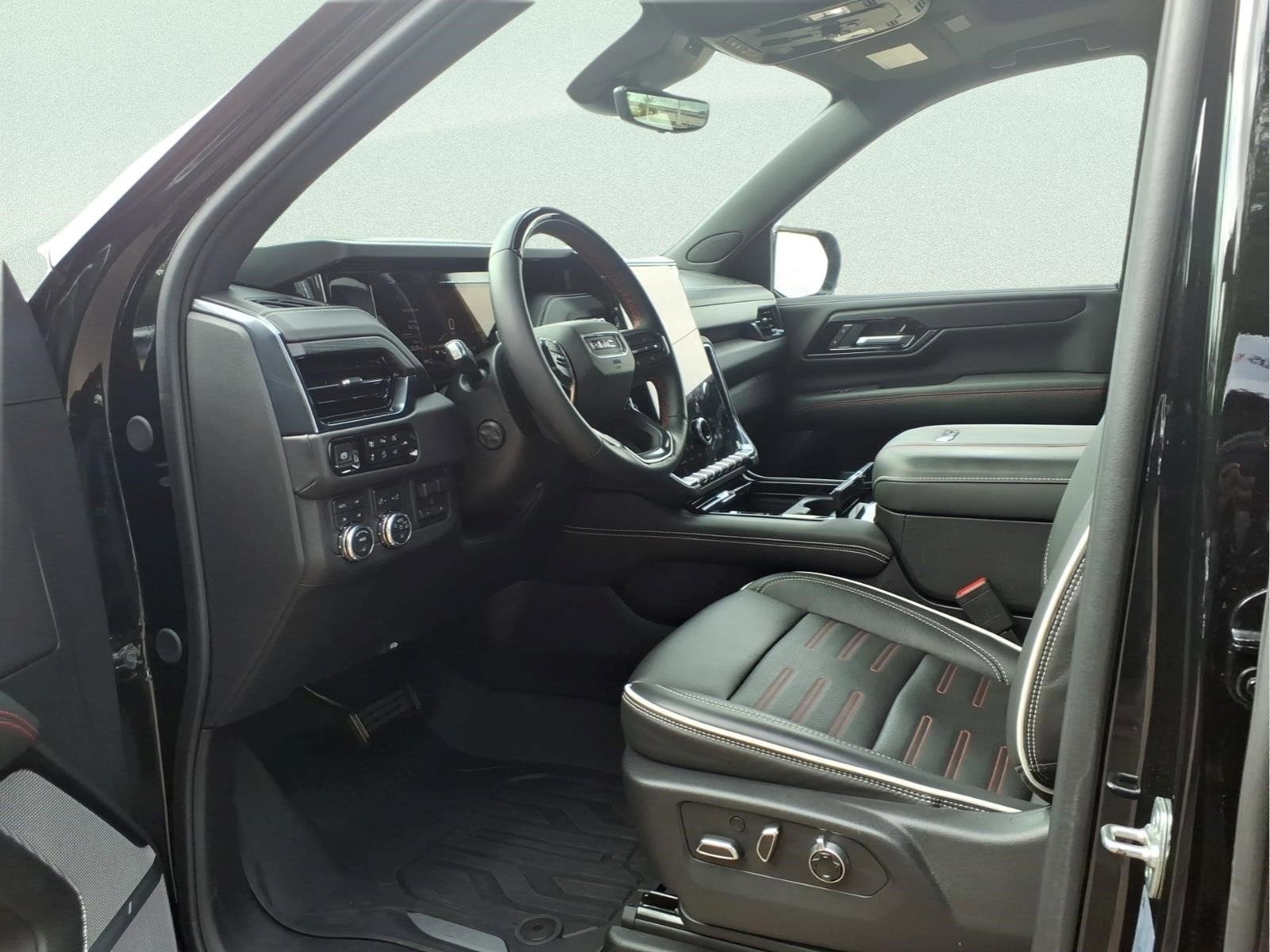 2025 GMC Yukon AT4 Ultimate