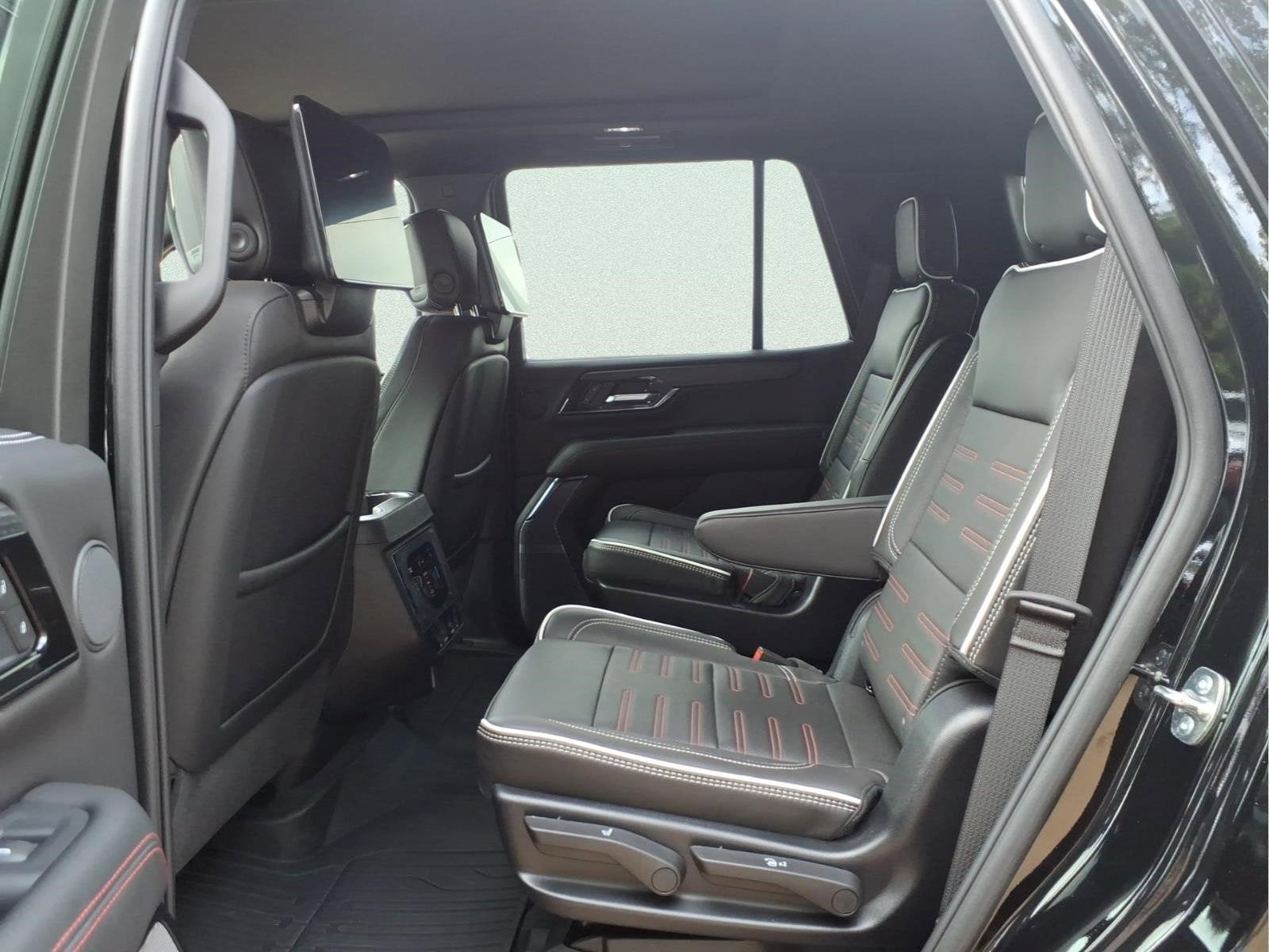 2025 GMC Yukon AT4 Ultimate