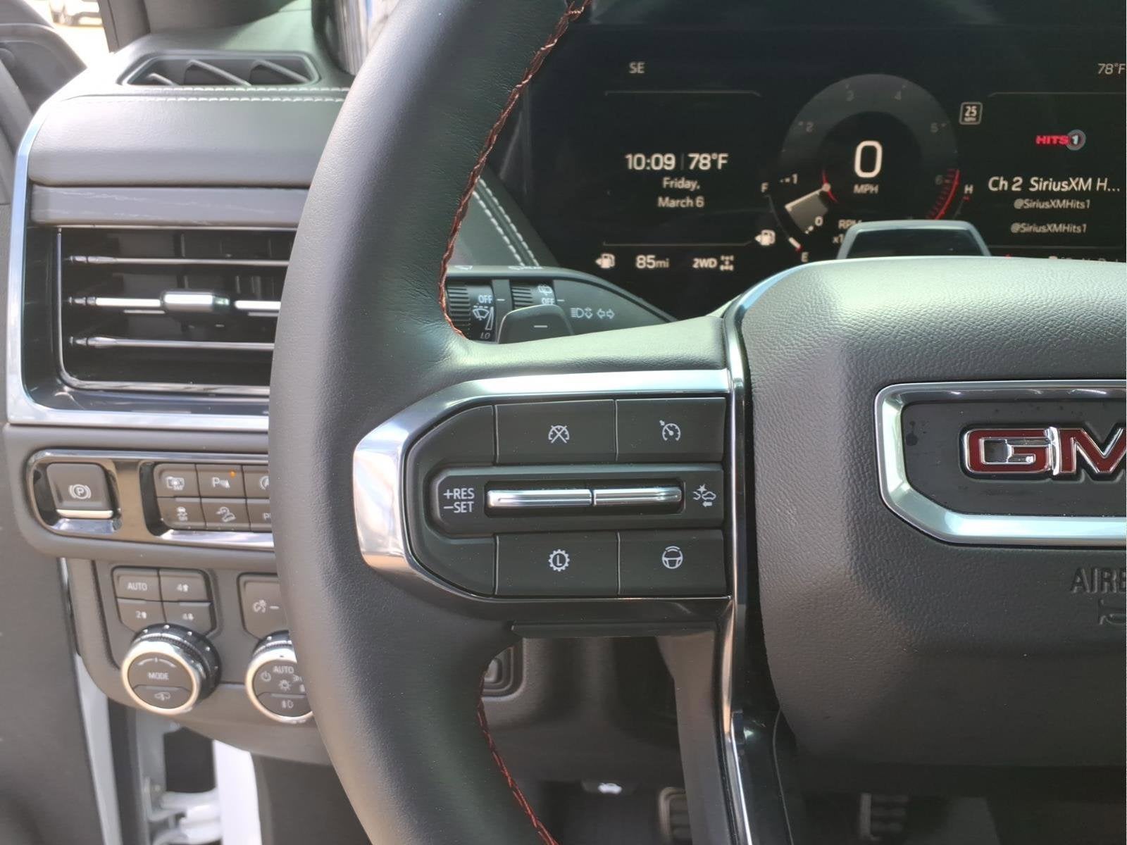 2025 GMC Yukon AT4 Ultimate