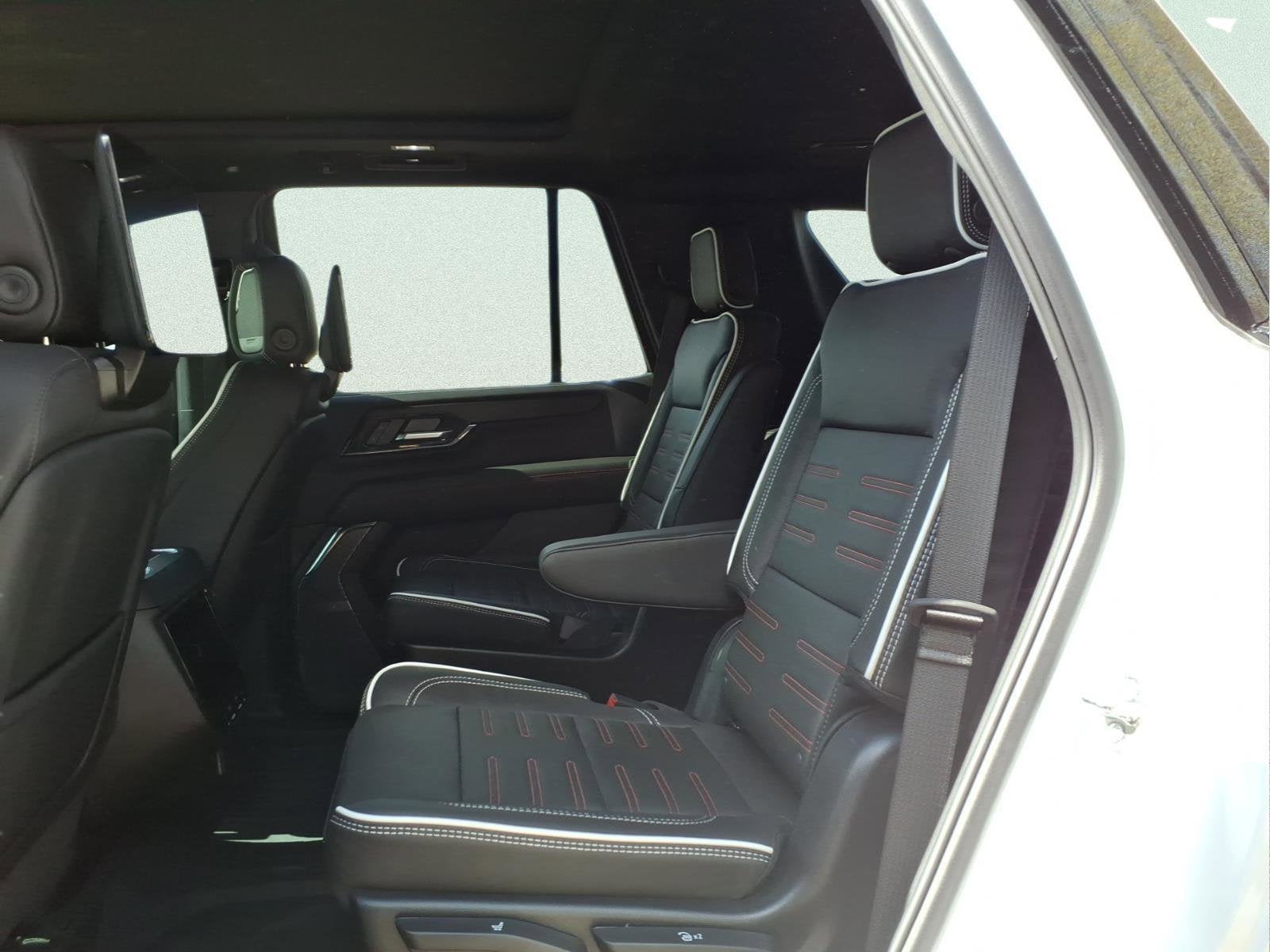 2025 GMC Yukon AT4 Ultimate