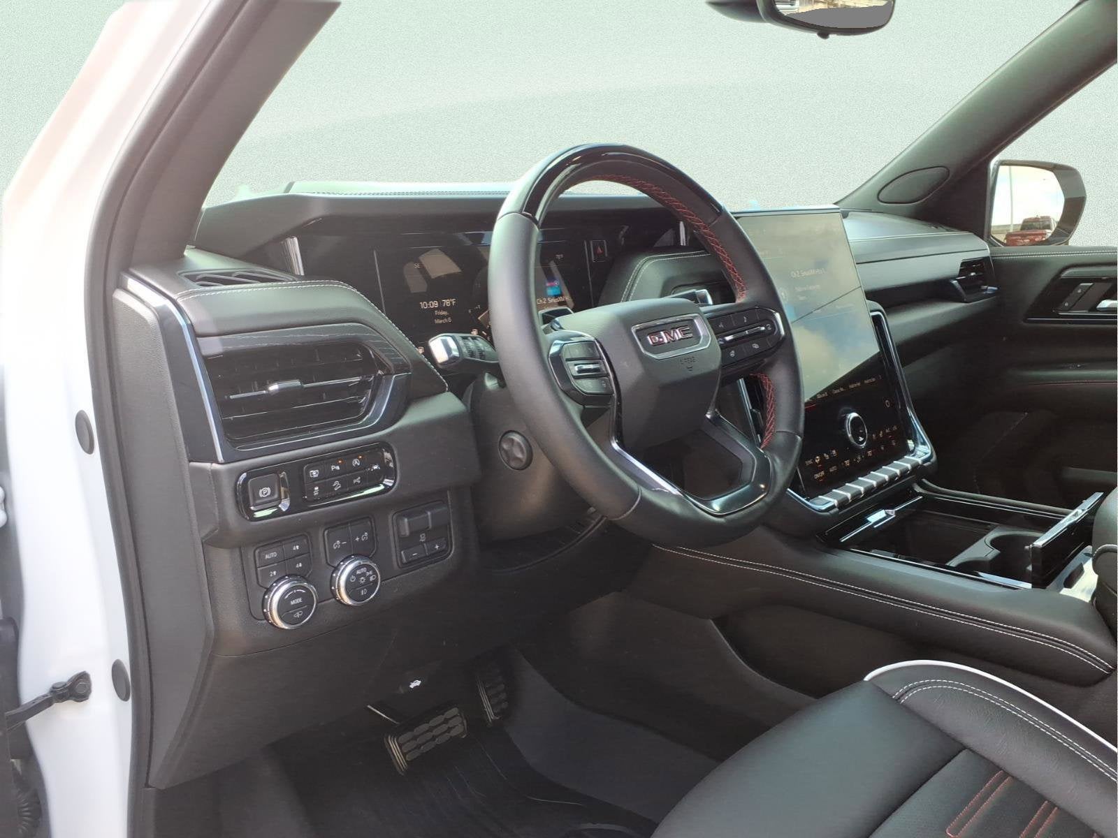 2025 GMC Yukon AT4 Ultimate