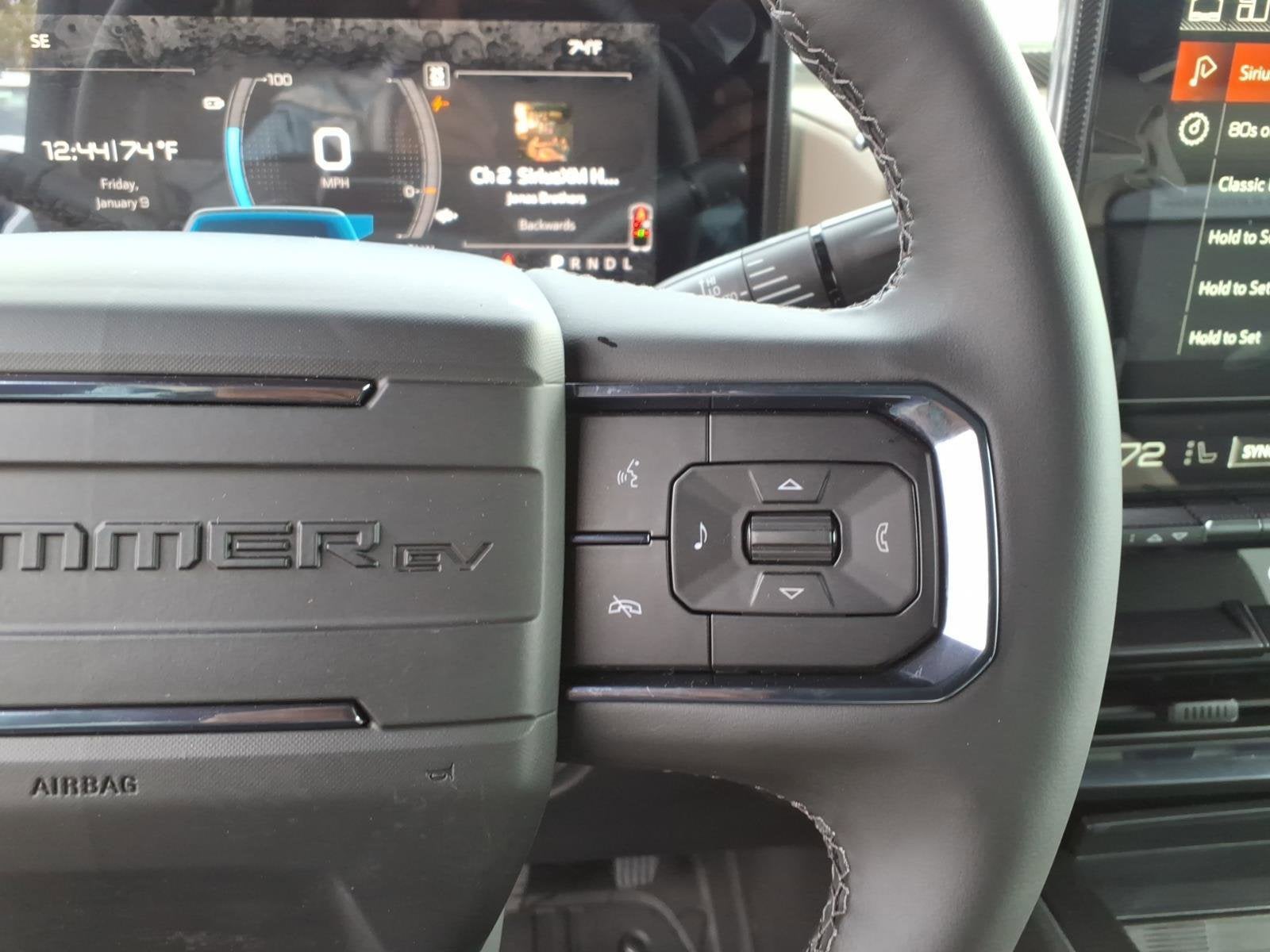 2026 GMC HUMMER EV SUV 2X