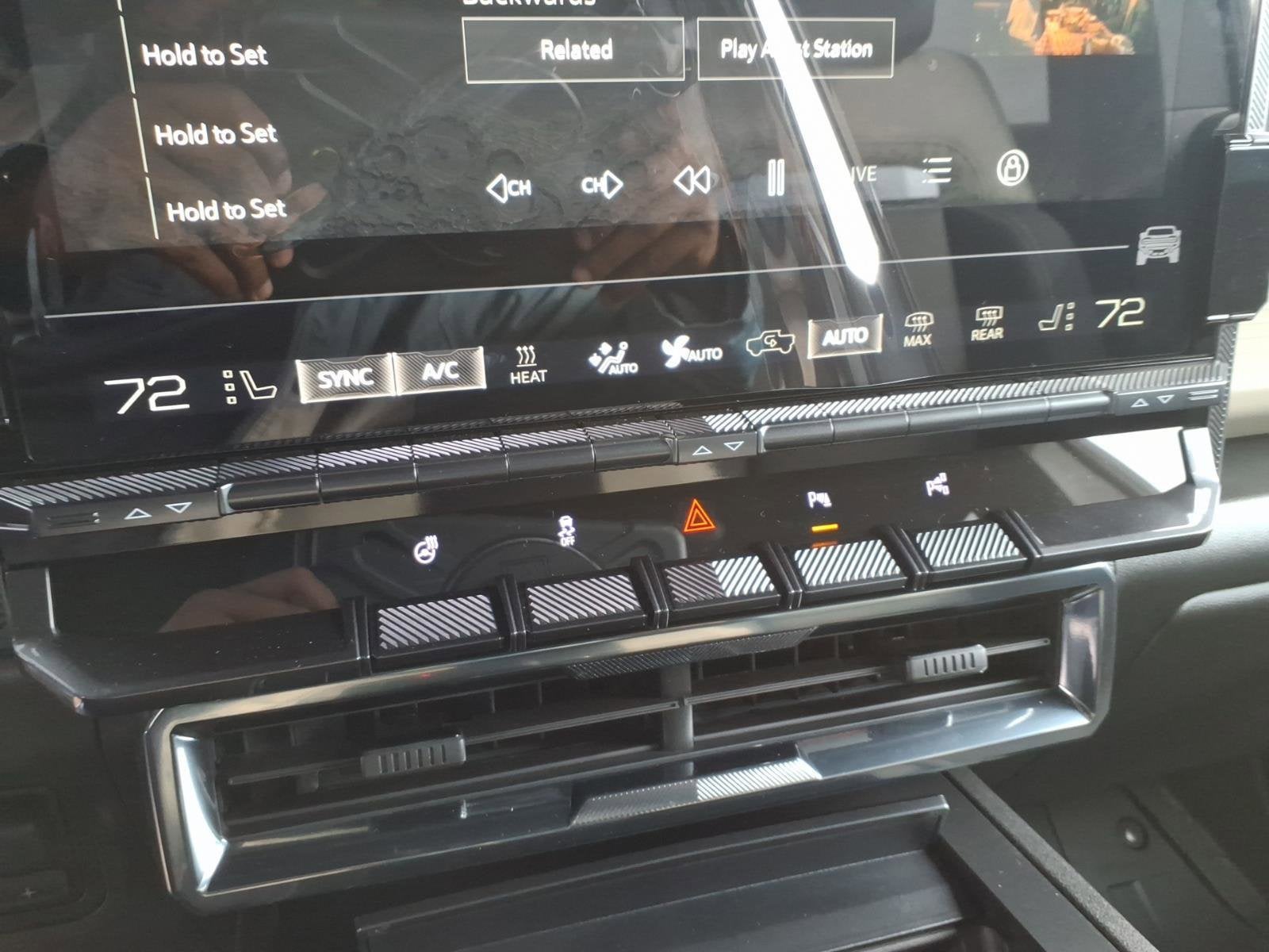 2026 GMC HUMMER EV SUV 2X