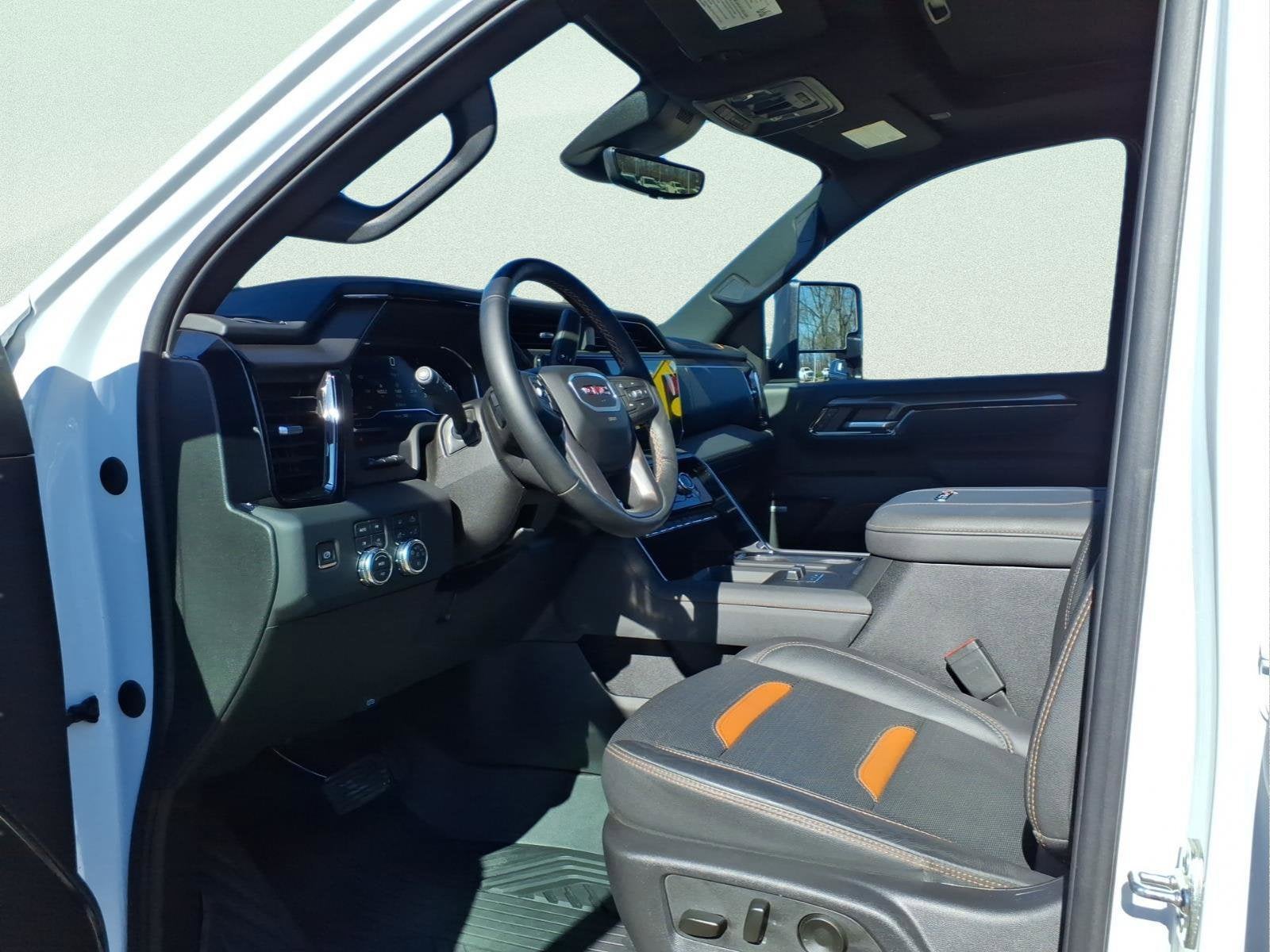 2025 GMC Sierra 2500 HD AT4