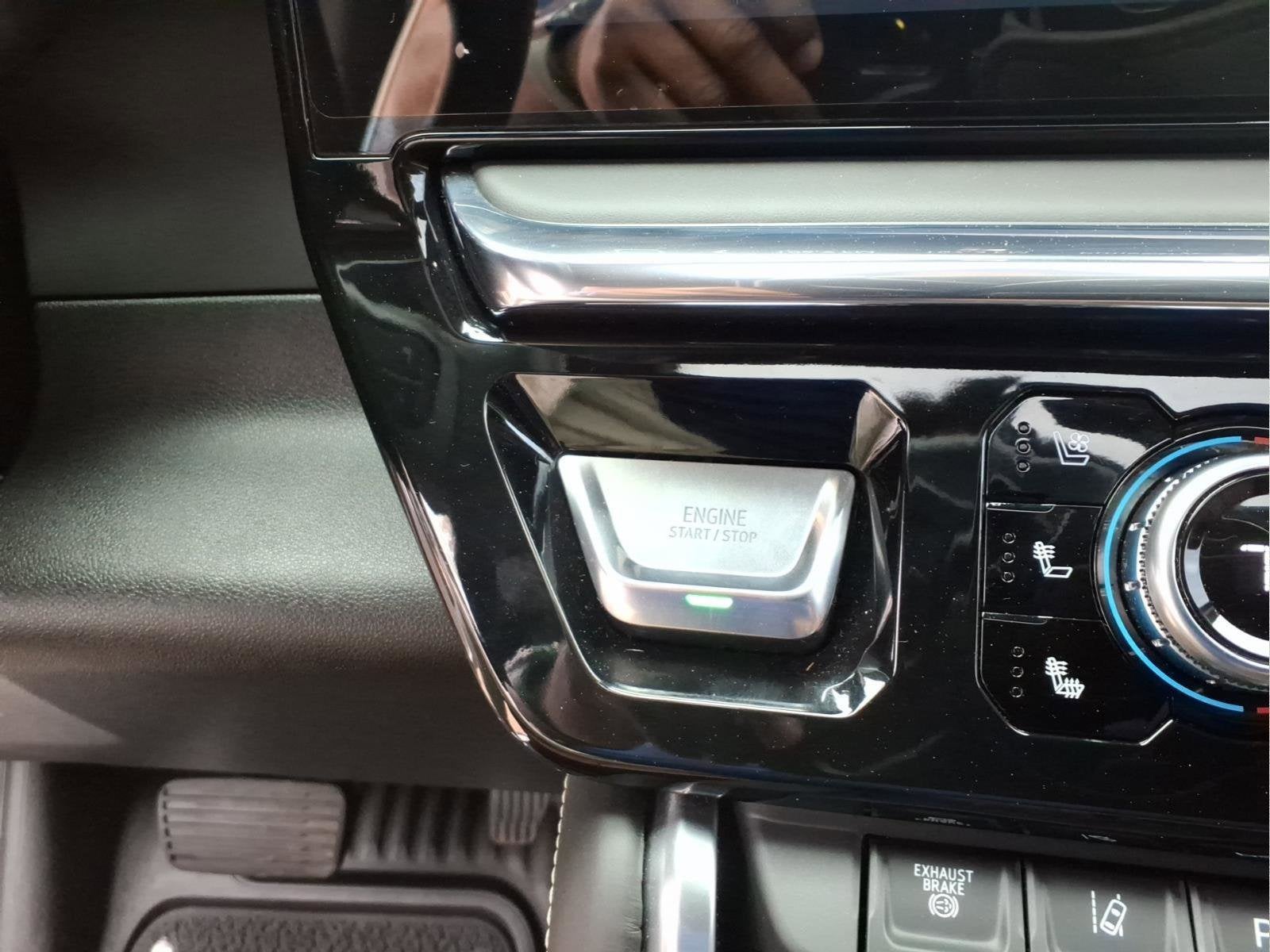 2025 GMC Sierra 2500 HD Denali Ultimate