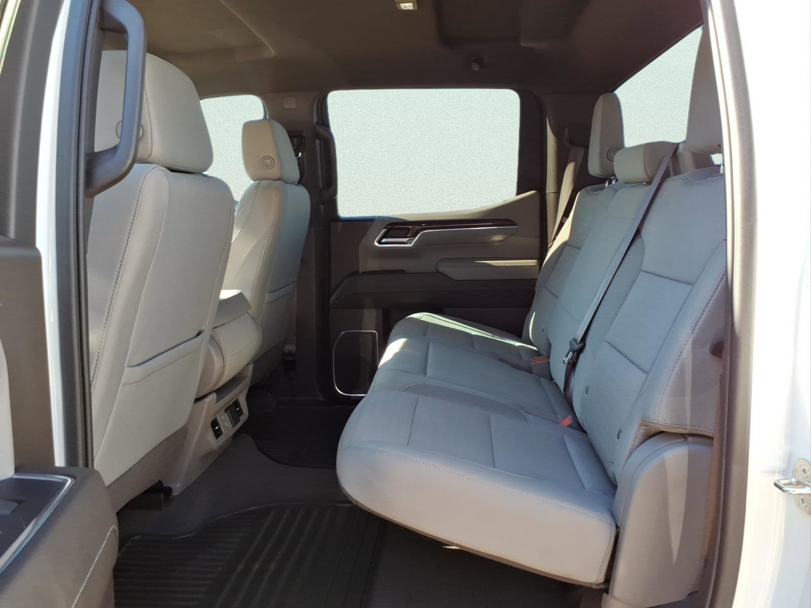 2023 GMC Sierra 1500 SLE