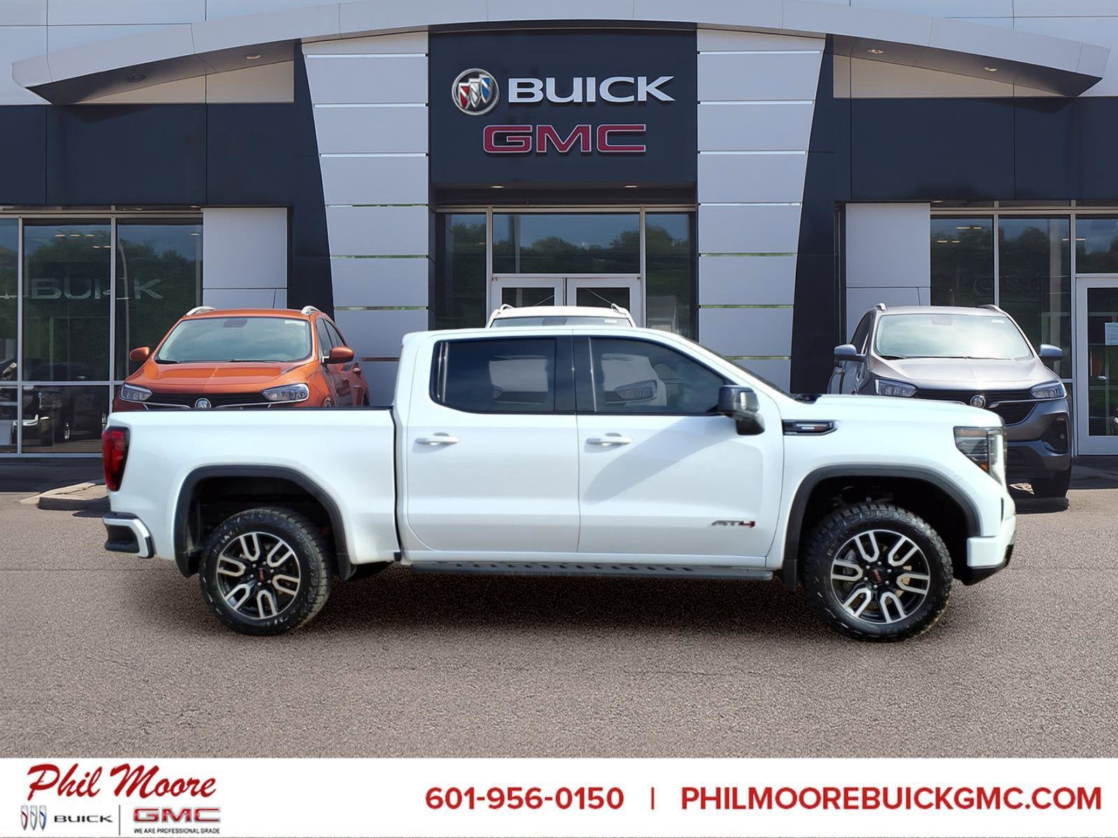 2024 GMC Sierra 1500 AT4