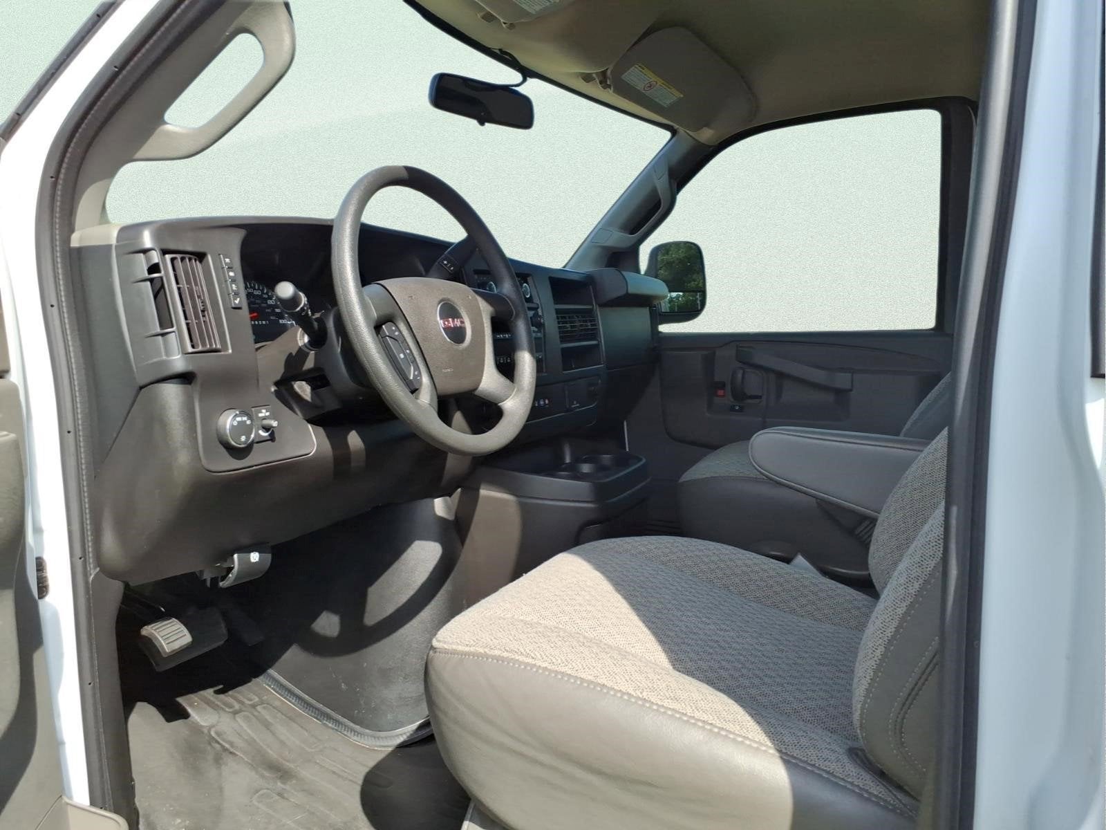2024 GMC Savana Cargo 2500 Work Van