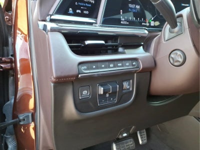 2023 Cadillac Escalade 4WD Premium Luxury Platinum