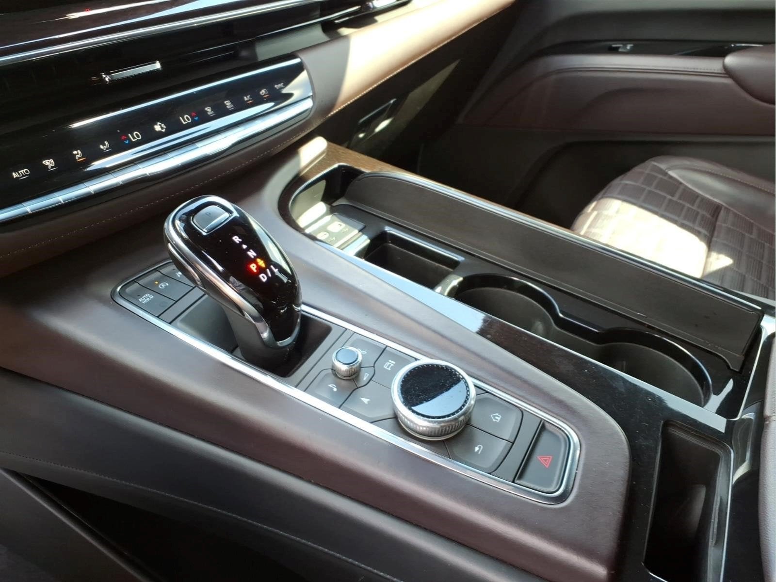 2023 Cadillac Escalade 4WD Premium Luxury Platinum