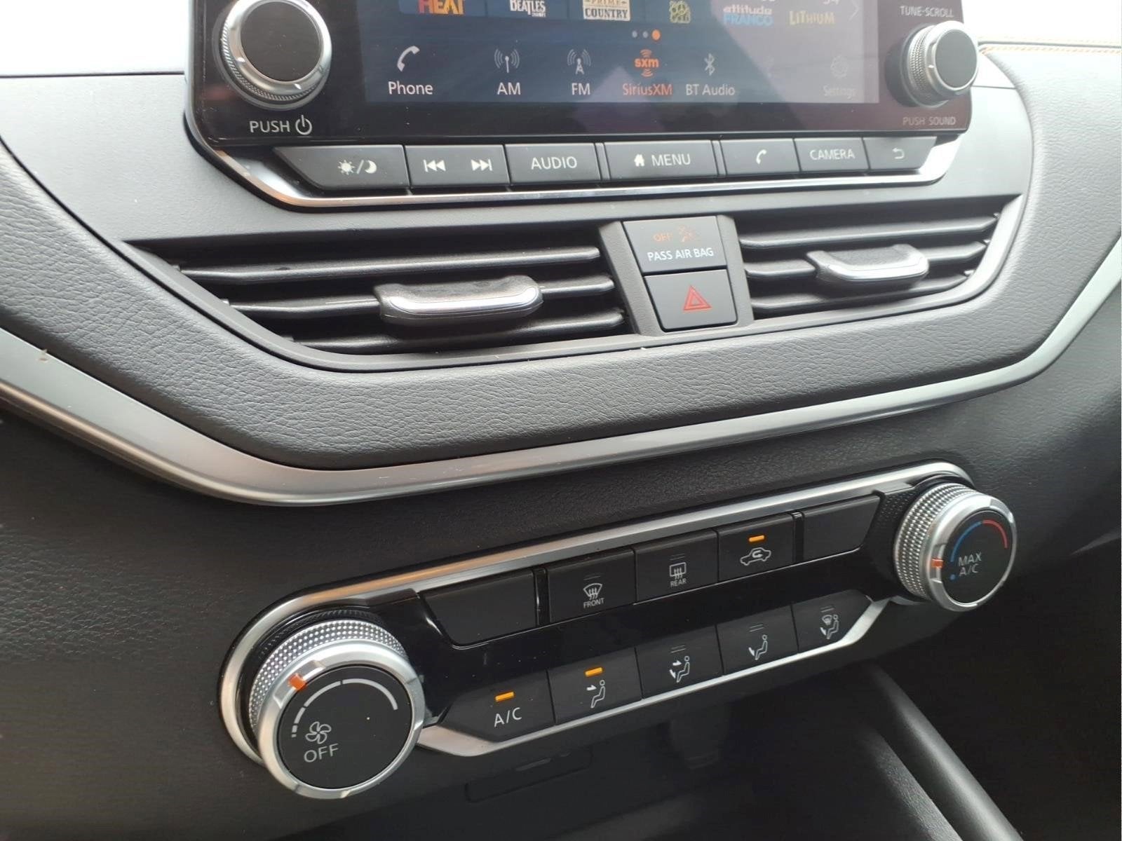2022 Nissan Altima SR FWD