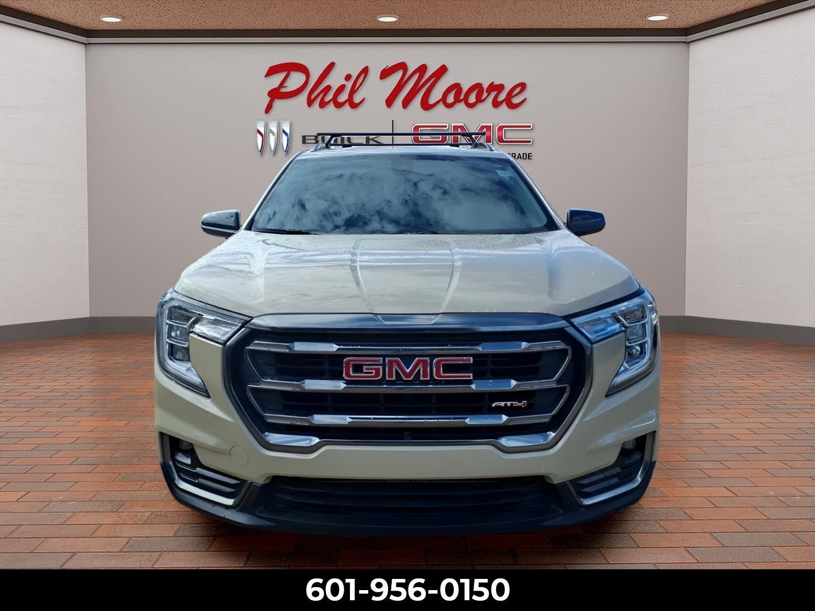 2023 GMC Terrain AT4