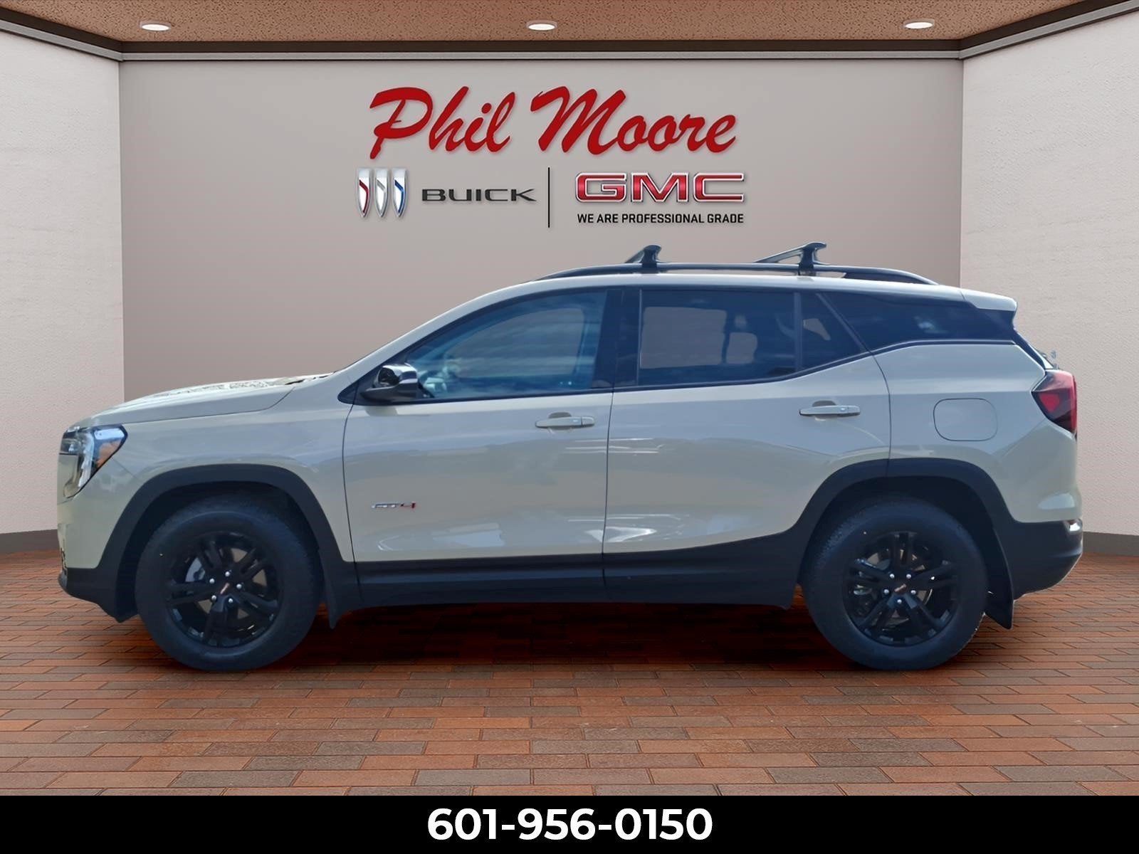2023 GMC Terrain AT4