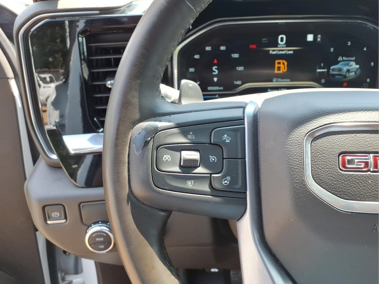 2023 GMC Sierra 1500 SLT - Photo 10