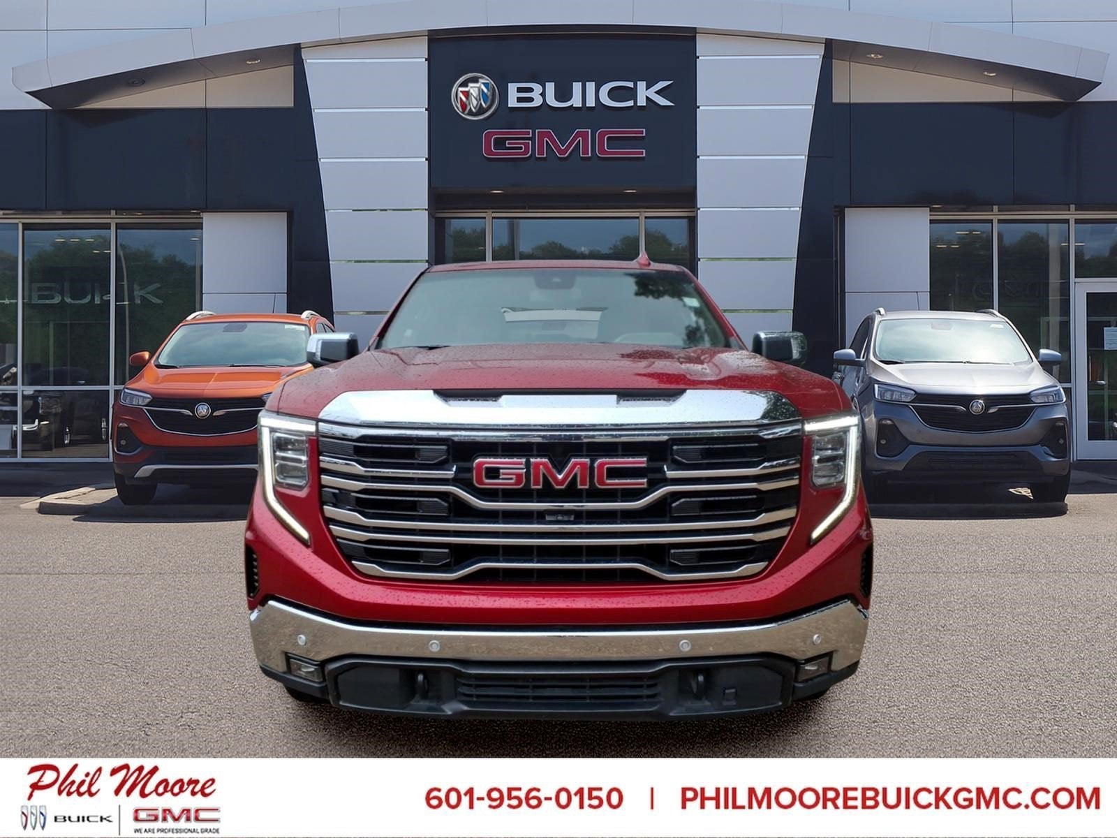 2024 GMC Sierra 1500 SLT