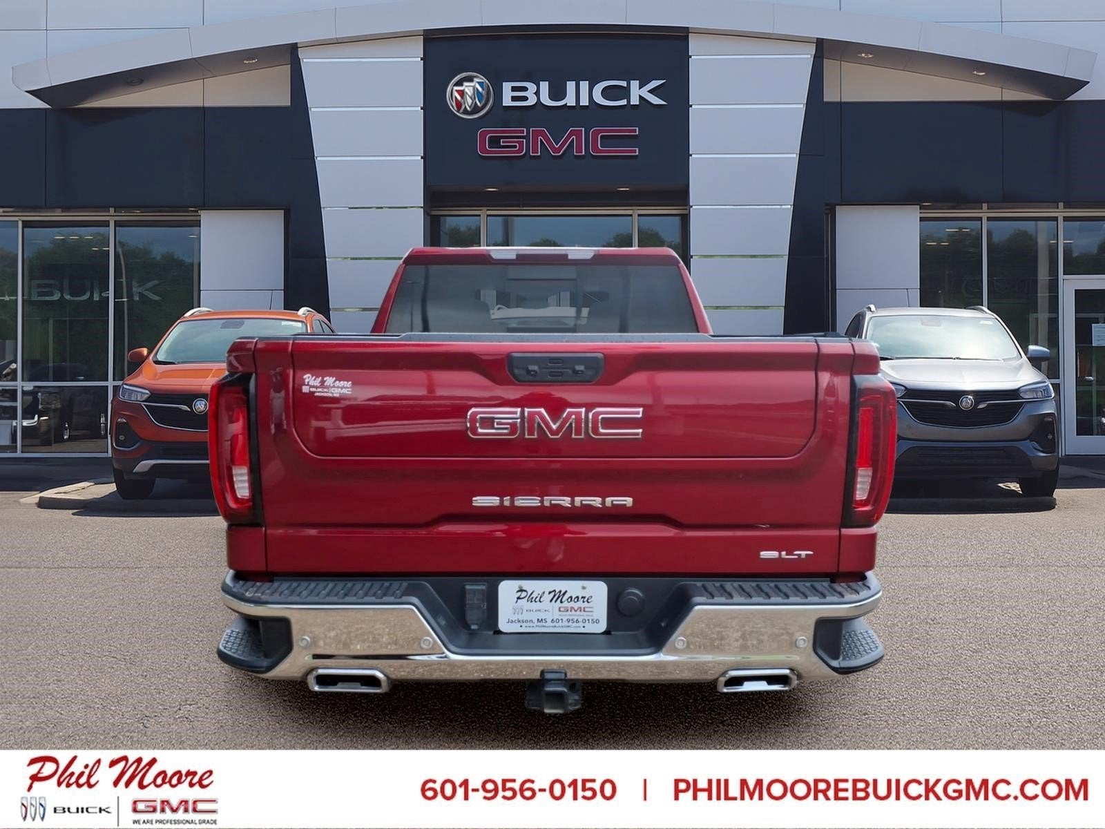 2024 GMC Sierra 1500 SLT