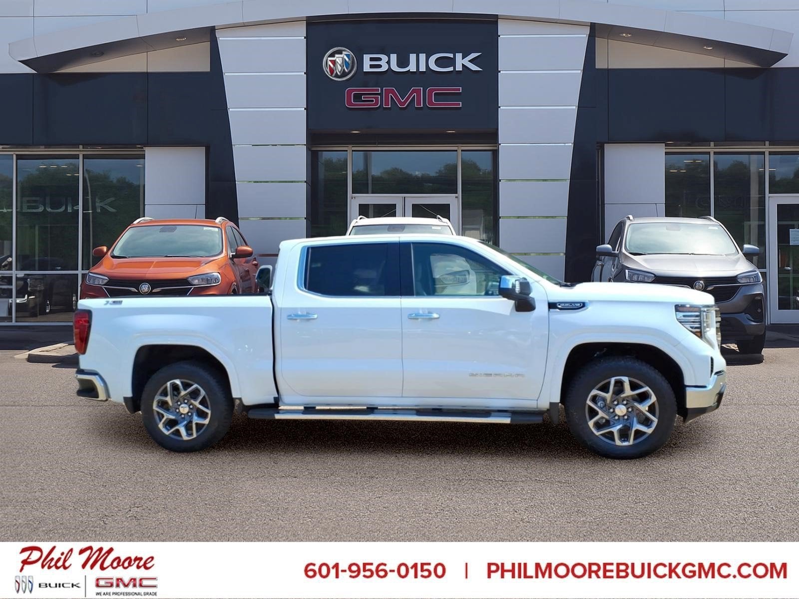 2026 GMC Sierra 1500 SLT