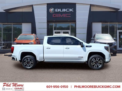 2025 GMC Sierra 1500 AT4
