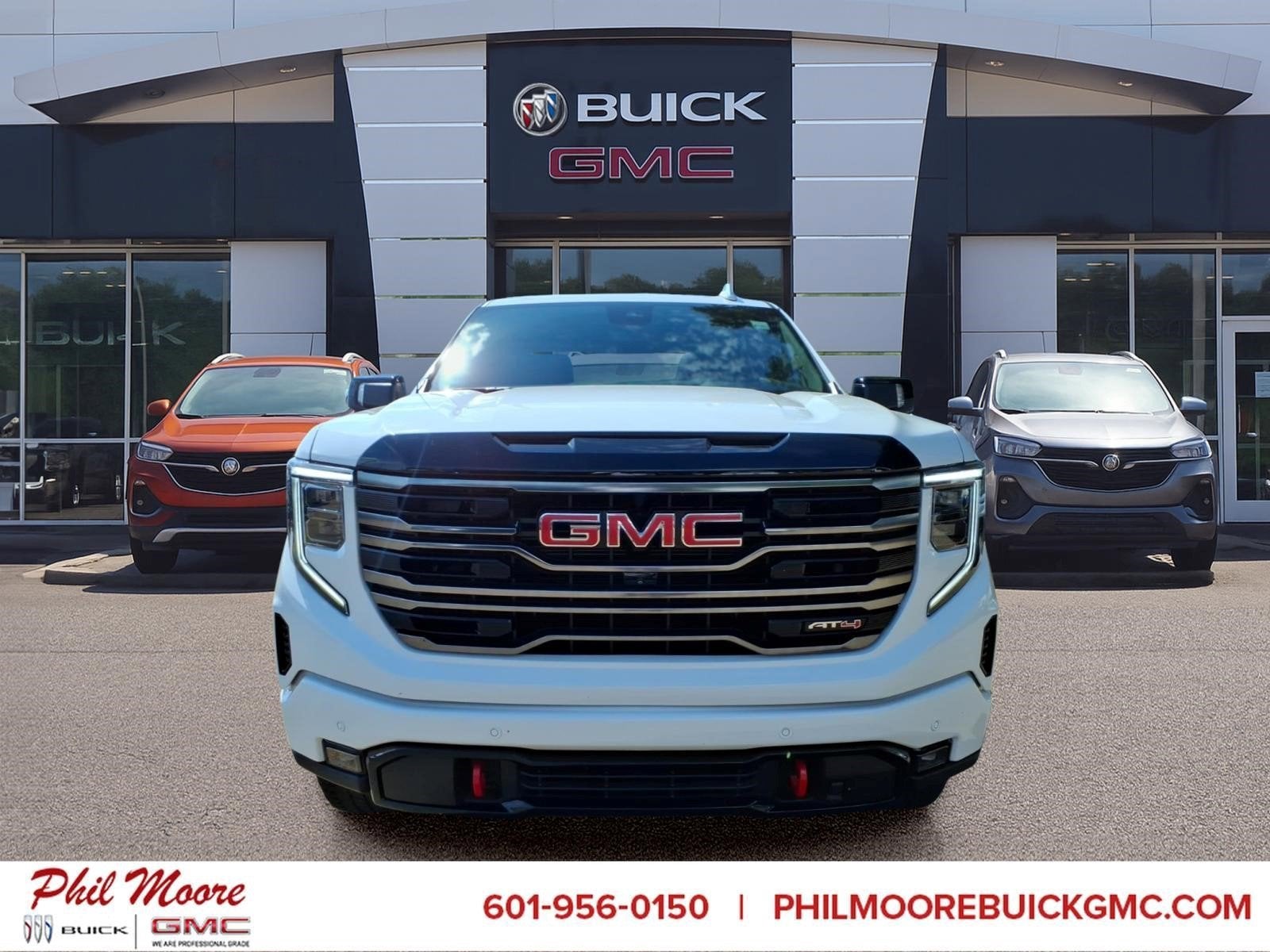 2025 GMC Sierra 1500 AT4