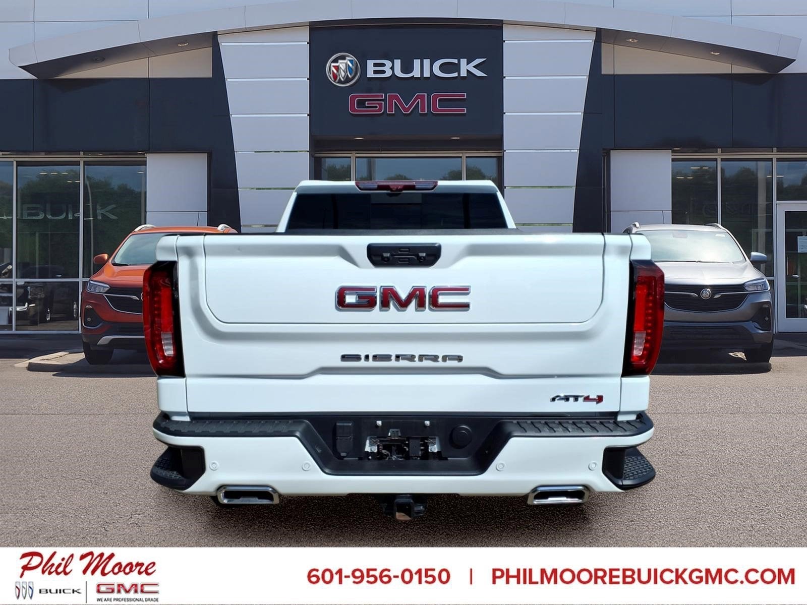 2025 GMC Sierra 1500 AT4