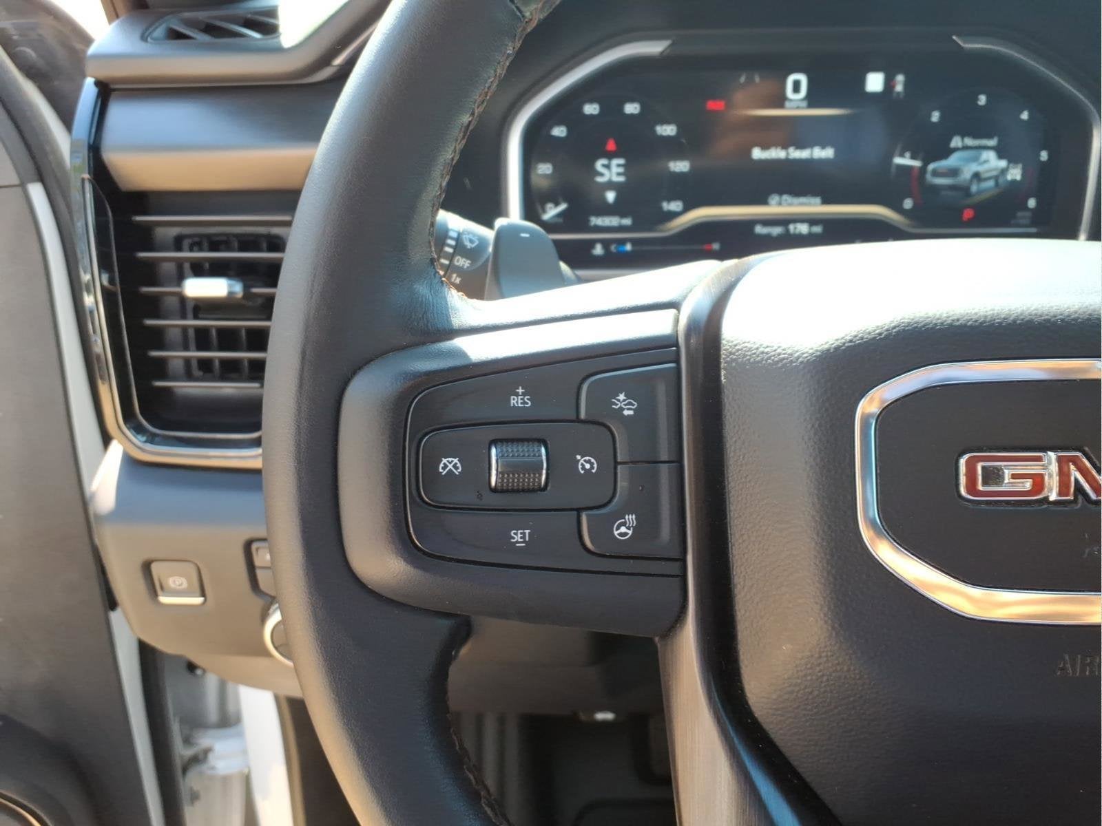 2022 GMC Sierra 1500 AT4