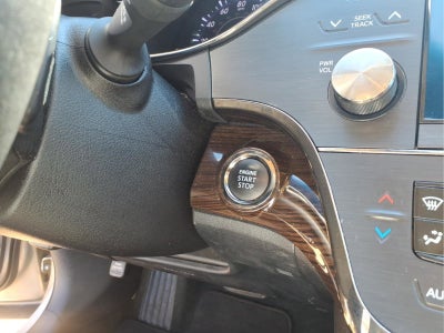 2013 Toyota Avalon XLE